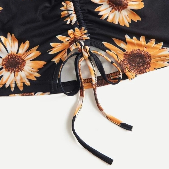 Sunflower Print Drawstring Halter Top NWT - Picture 3 of 5